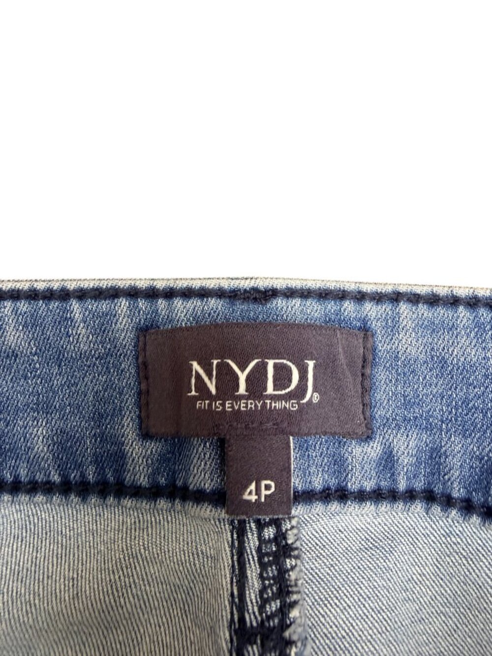 NYDJ Women's NWT Marilyn Straight Crop Cuff Jeans in "Delray" | Size 4 Petite - Picture 6 of 13